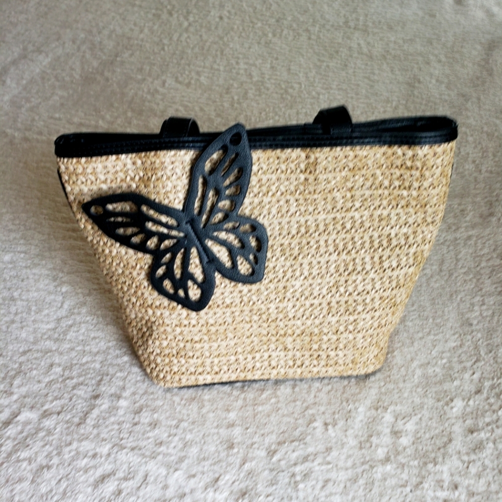 Straw tote bag